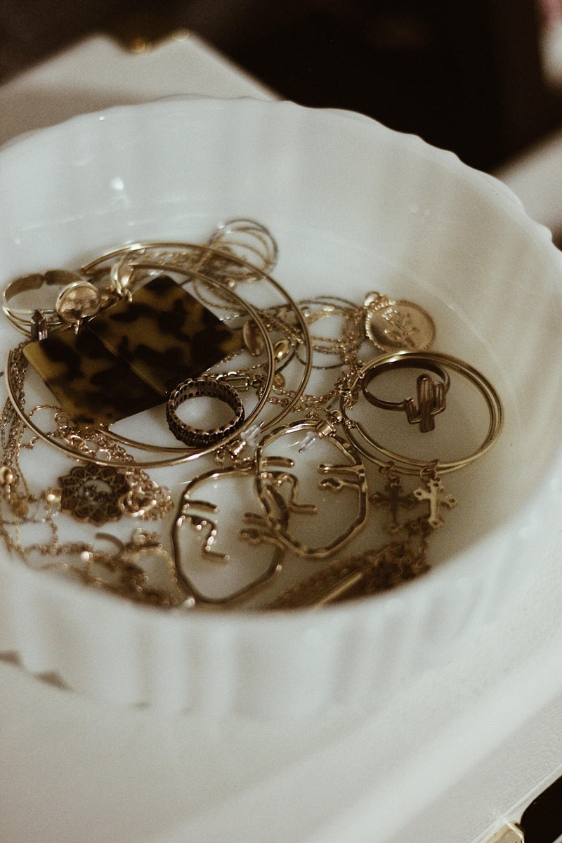 Comment organiser efficacement votre collection de bijoux - Bijoux Bohème | La Parisienne des îles