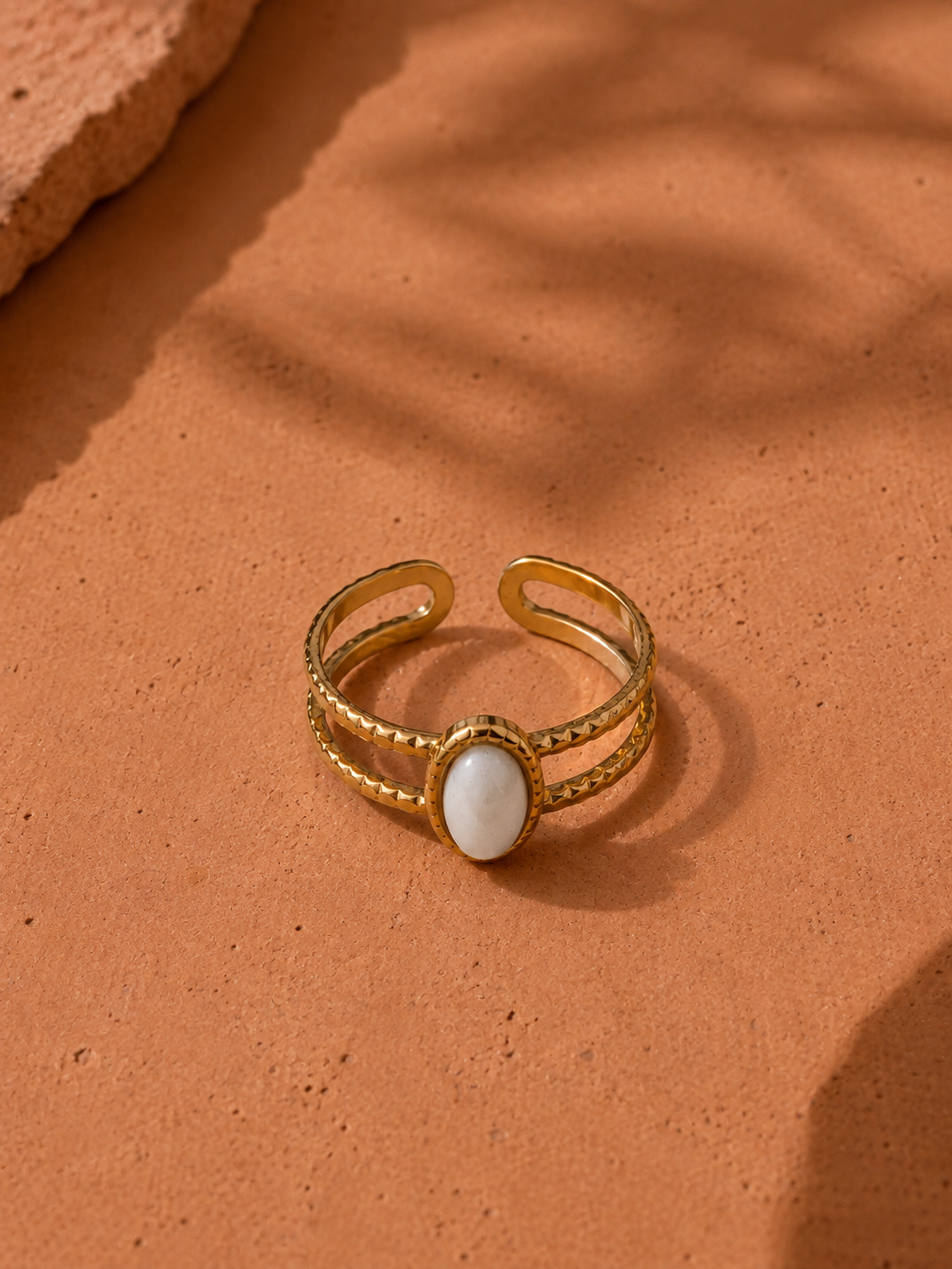Bague CALYPSEA — Pierre Naturelle & Or 24k | Univers Tropical