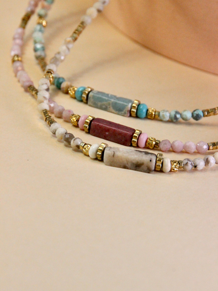 Collier MALIA - perles en pierres semi-précieuse