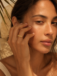 Bague CÉLESTE — Trio d’Opales & Or 24k | Parisienne Chic