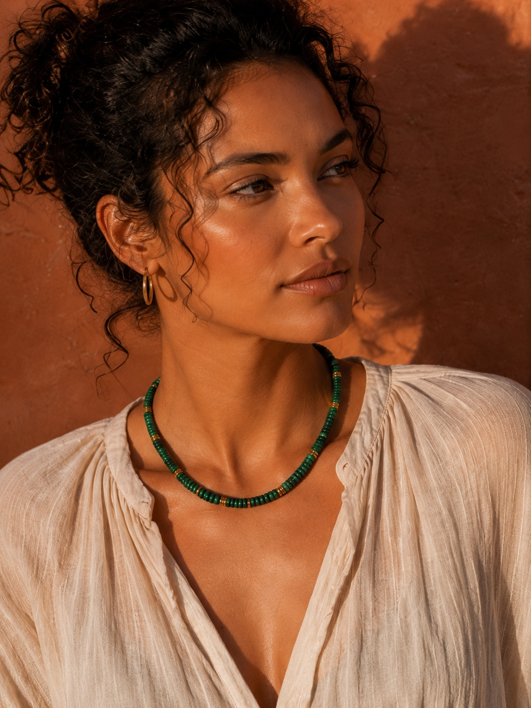 Collier ANTILLES - Ras de cou perles plates naturelles pierres semi précieuses