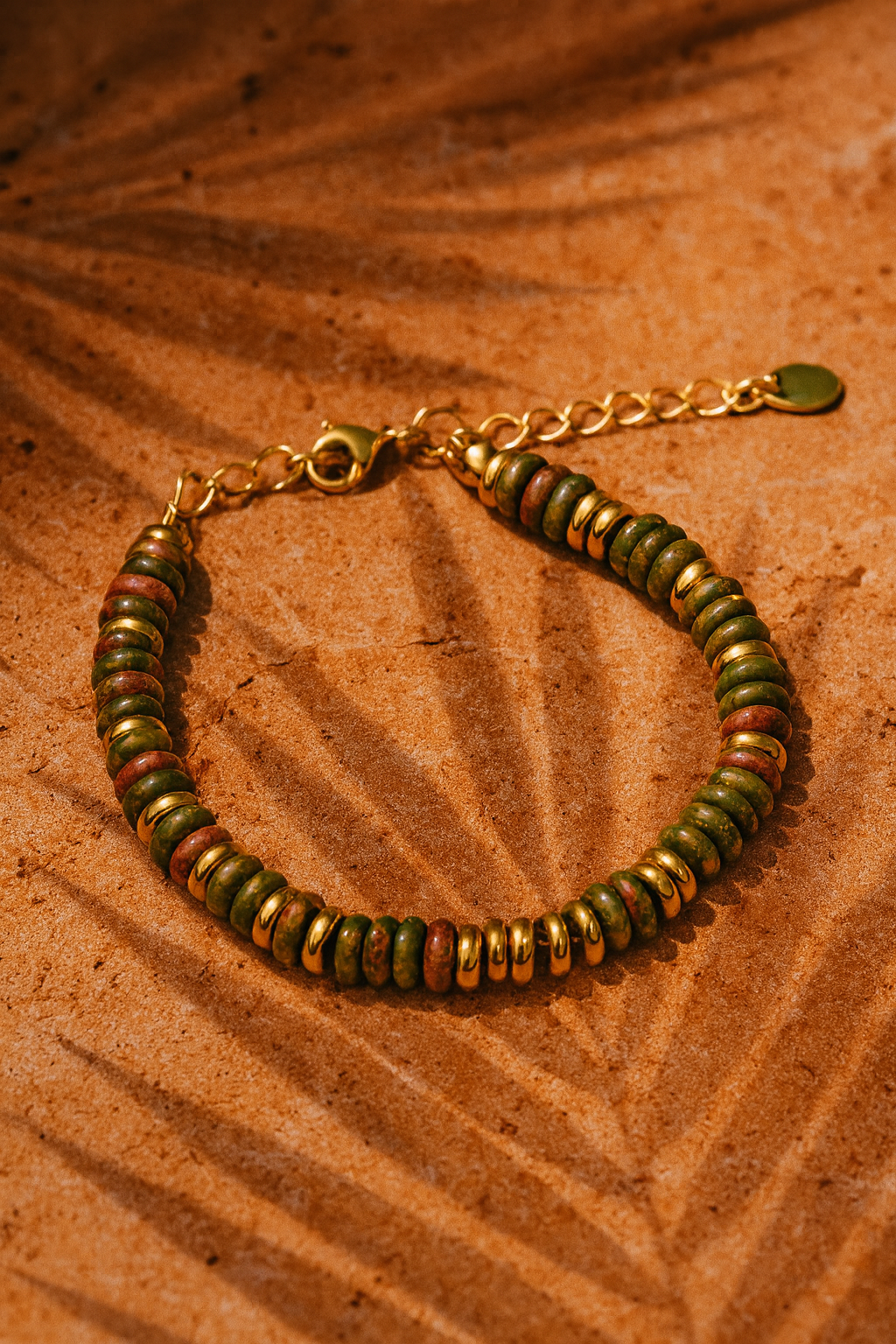 Bracelet ANTILLES - perles plates naturelles pierres semi précieuses