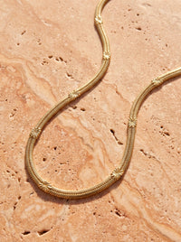 collier chaine serpent en acier inoxydable martelée